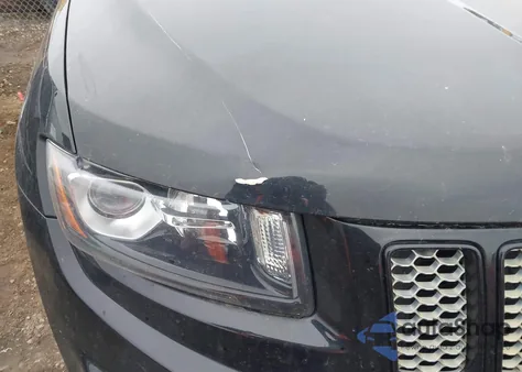 2015 Jeep Grand Cherokee Altitude z USA, uszkodzony, nr VIN 1C4RJEAG1FC160036